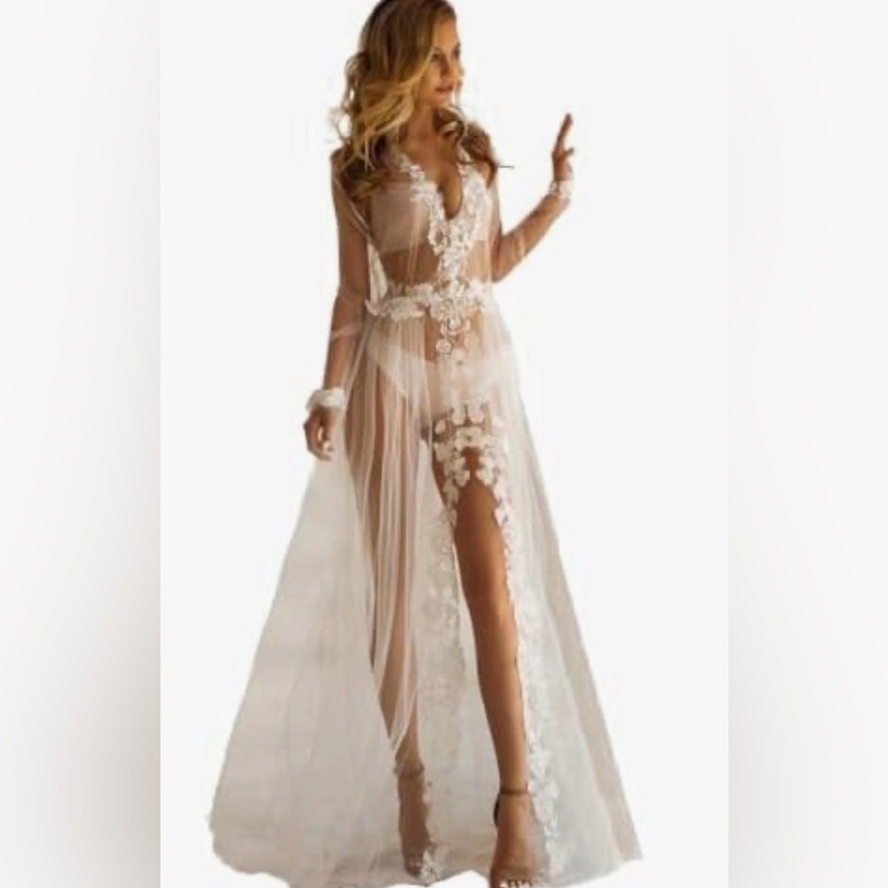 New Elegant Sheer White Lace Maxi Wedding Robe